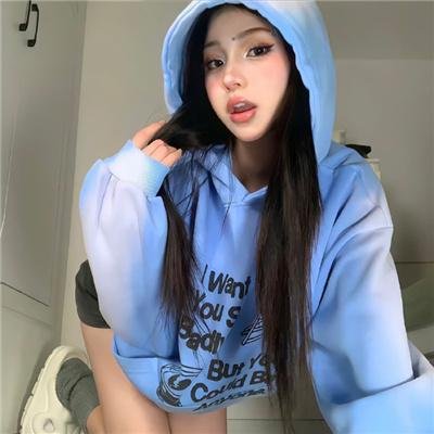 云上的小店第二季封面