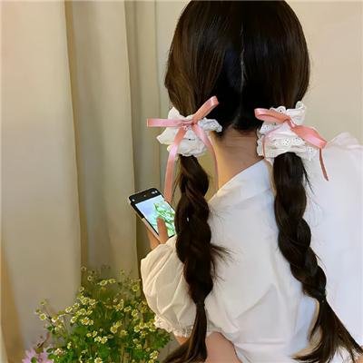 金发美人封面